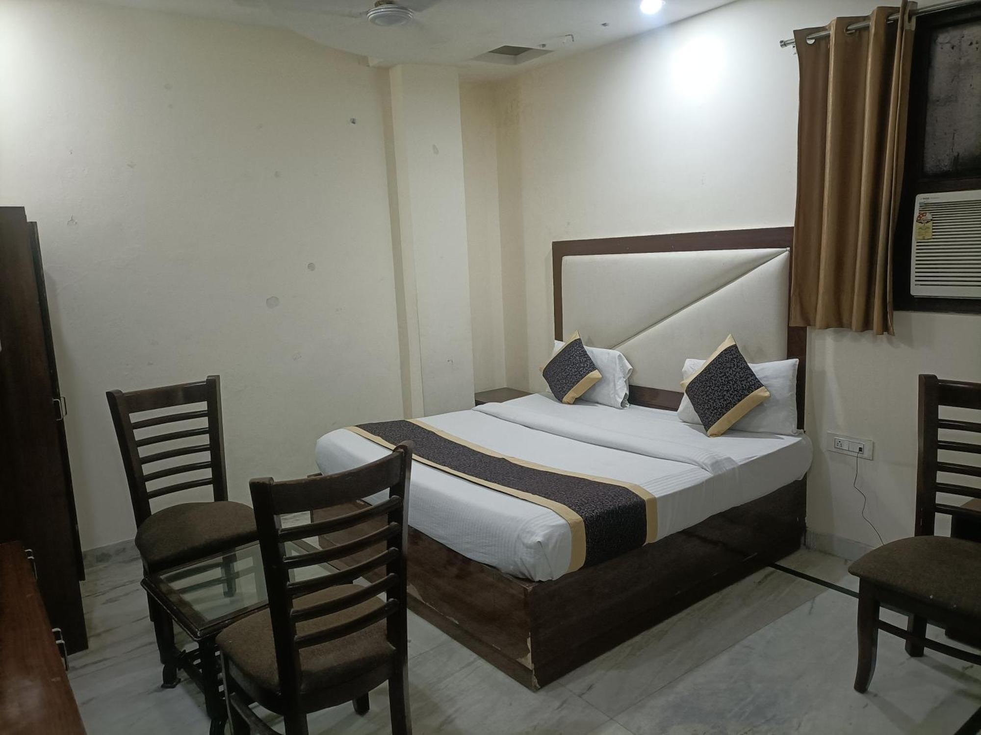 Hotel Grand Aerotech Нью-Дели Экстерьер фото